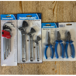 Lot d'outils à main...