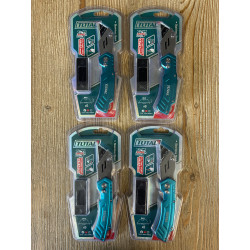 Lot de 4 couteaux pliant...